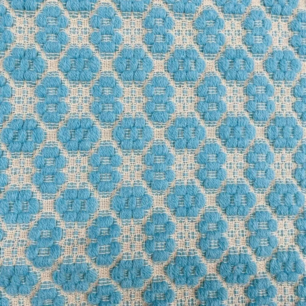 RARE Vintage 1960s Light Blue Fringe Double Daisy Throw Blanket 50x33 BEAUTIFUL
